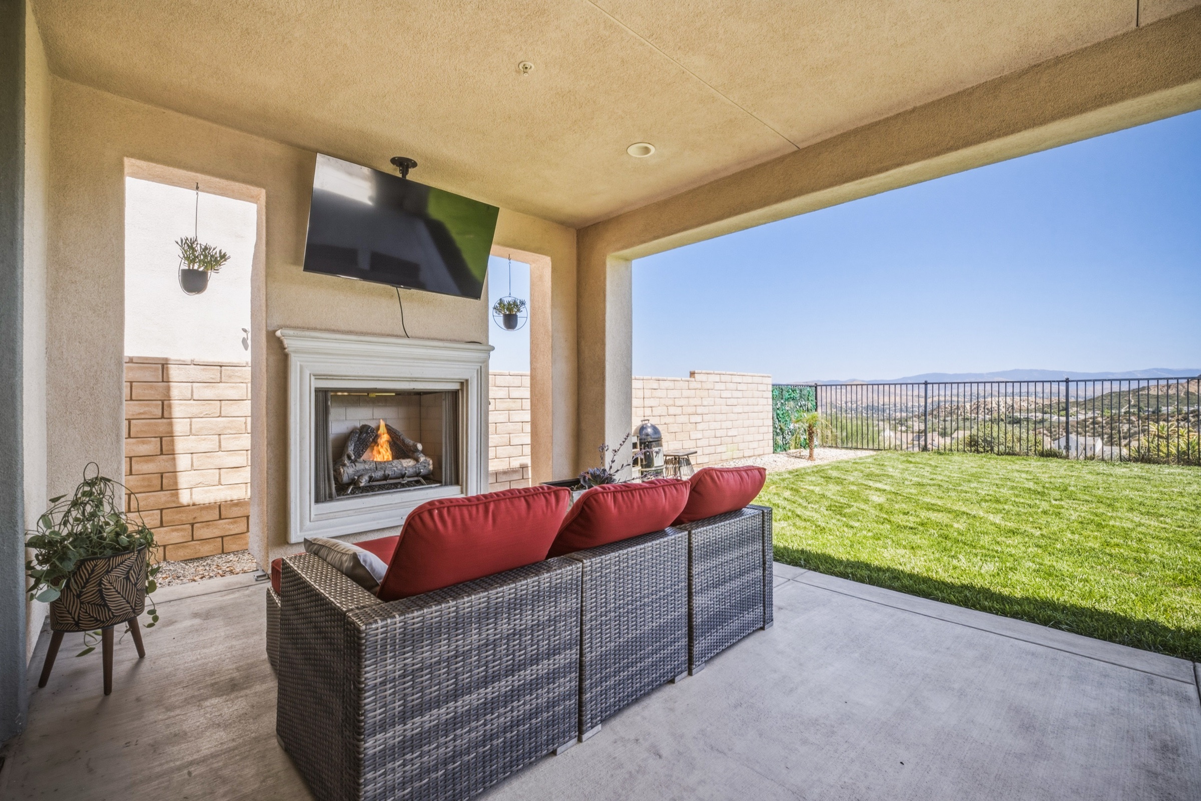 18751 Cedar Crest Drive, Santa Clarita